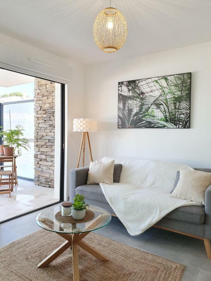 T2 Neuf Avec Jardin Et Terrasse - Proche Des Plages Saint-Cyr-sur-Mer Esterno foto
